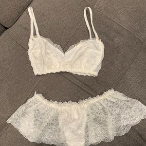 New Hanky Panky Livo bridal silk and lace bra Leyte and skirted thong, s